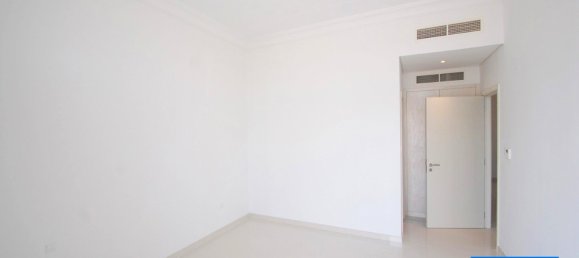 Villa T3 em DAMAC Hills (Akoya by DAMAC), UAE N.º 329 5