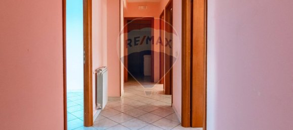 3 bedrooms Apartment in Aci Catena, Italy No. 270535 2
