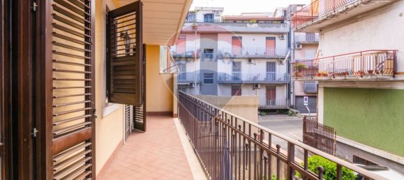 3 bedrooms Apartment in Aci Catena, Italy No. 270535 10