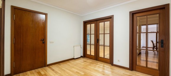 4 chambres Appartement à Porto, Portugal No. 123631 20