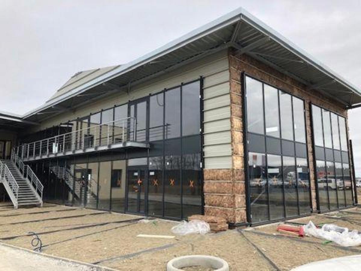 140m² Office in Tarbes, France No. 20768