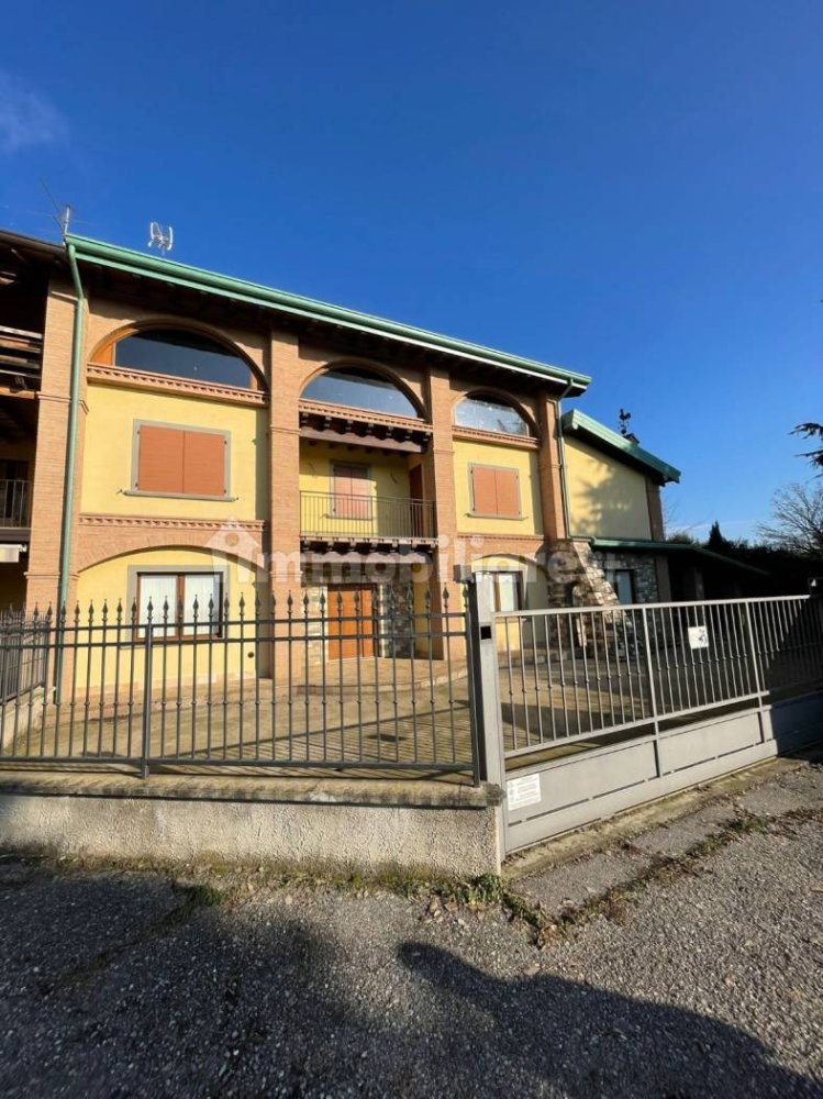 4 chambres Maison à Treviglio, Italy No. 67589