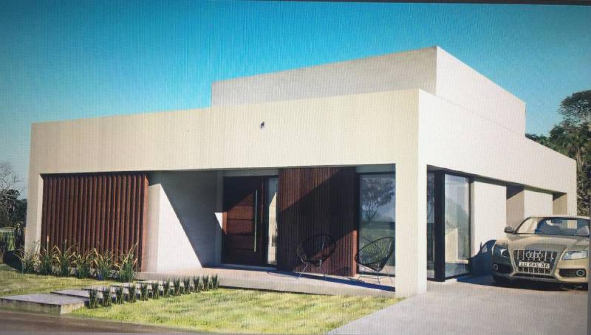 Casa de 3 dormitorios en Pilar, Argentina No. 84090