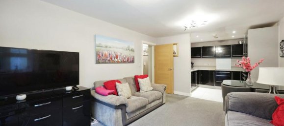 2 bedrooms Apartment in Watford, United Kingdom No. 6810 5