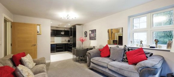 2 bedrooms Apartment in Watford, United Kingdom No. 6810 2