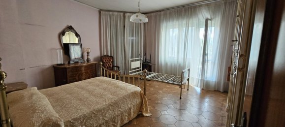 4-Zimmer Wohnung in Angri, Italy, Nr. 140503 16
