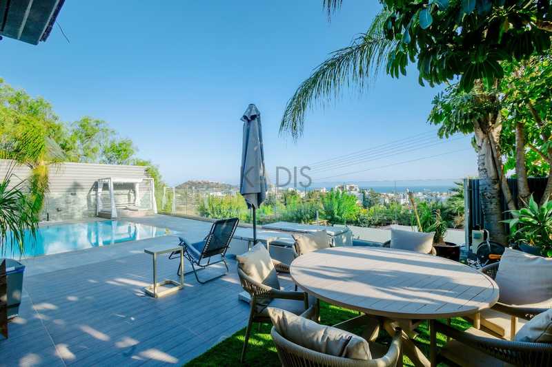 Вилла с 5 спальнями в Агиос Афанасиос, Кипр № 20433