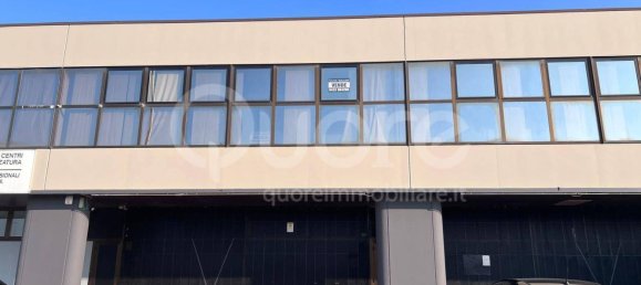 Escritório em Udine, Italy 290 m² N.º 163398 11