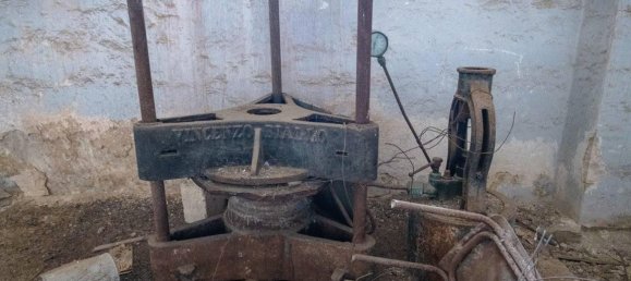 Casa de 33 habitaciónes en Barletta, Italy No. 176098 7