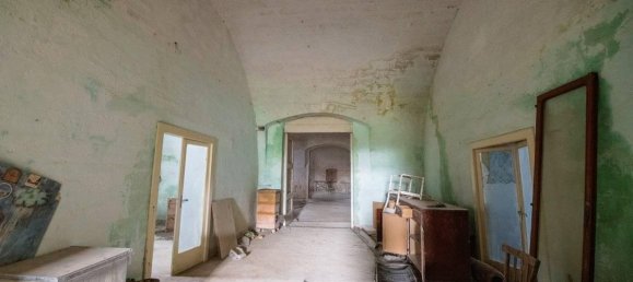 Casa de 33 habitaciónes en Barletta, Italy No. 176098 18