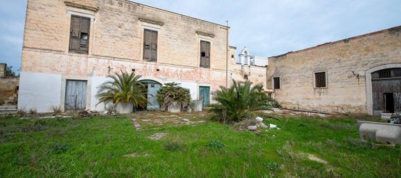 Casa de 33 habitaciónes en Barletta, Italy No. 176098 30