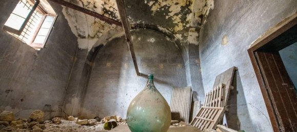 Casa de 33 habitaciónes en Barletta, Italy No. 176098 10