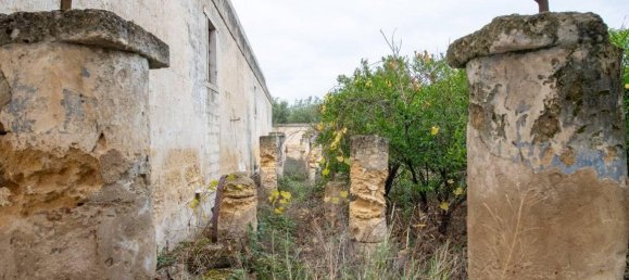 Casa de 33 habitaciónes en Barletta, Italy No. 176098 12