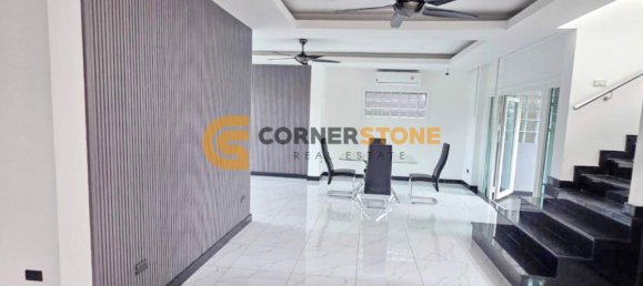 200m² House in Pattaya, Thailand No. 59258 2