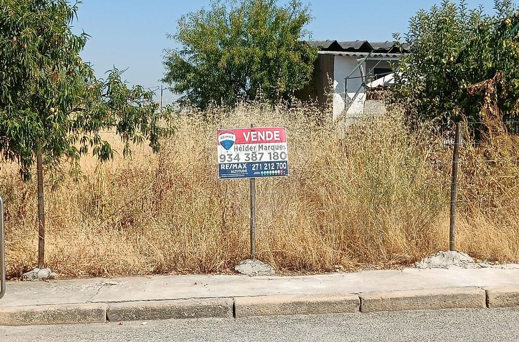 Terrain à Castelo Rodrigo, Portugal No. 264618