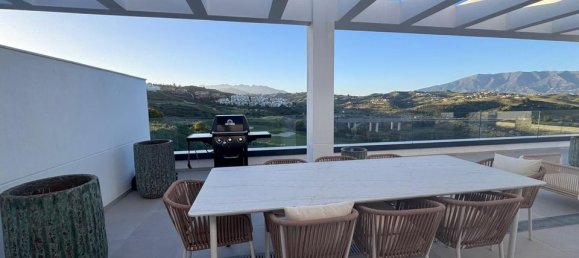 2 bedrooms Penthouse in Mijas, Spain No. 179929 2