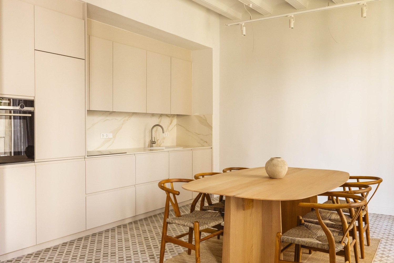 3 Schlafzimmer Wohnung in Ciutat Vella, Spain, Nr. 134775