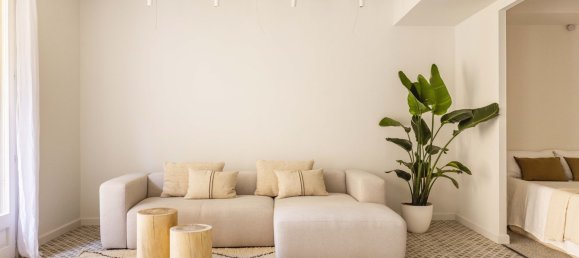 3 Schlafzimmer Wohnung in Ciutat Vella, Spain, Nr. 134775 4