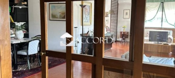 3 bedrooms Apartment in Conegliano, Italy No. 278338 2