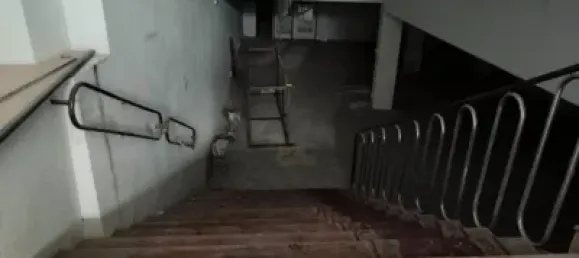 550m² Commercial property in Zaragoza, Spain No. 191552 19