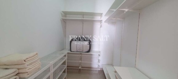 2 bedrooms Penthouse in Attard, Malta No. 7419 10