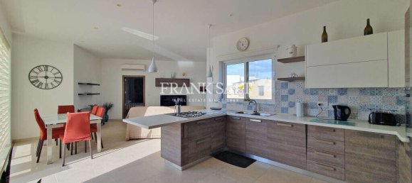 2 bedrooms Penthouse in Attard, Malta No. 7419 6
