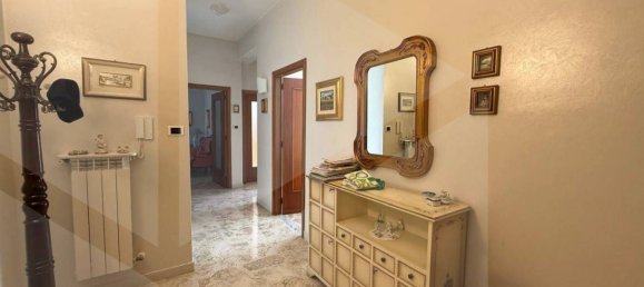 Apartamento de 5 habitaciónes en Torremaggiore, Italy No. 24947 11