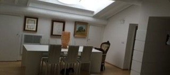 4 bedrooms Penthouse in Parma, Italy No. 377385 5