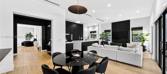 5 bedrooms Villa for sale in Miami, Miami-Dade, Florida, USA № 614420 10
