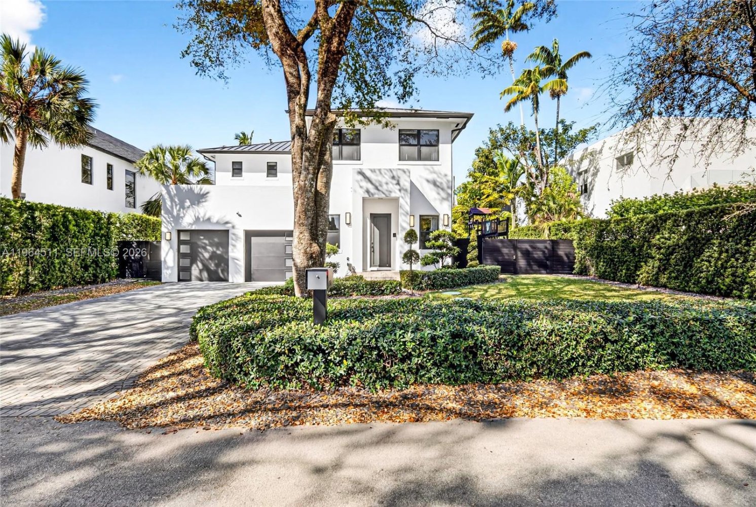 5 bedrooms Villa for sale in Miami, Miami-Dade, Florida, USA № 614420
