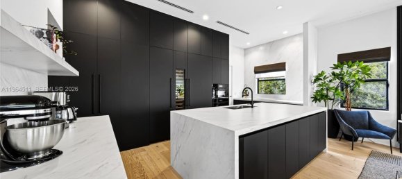 5 bedrooms Villa for sale in Miami, Miami-Dade, Florida, USA № 614420 15