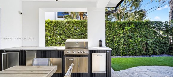 5 bedrooms Villa for sale in Miami, Miami-Dade, Florida, USA № 614420 21