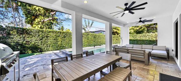 5 bedrooms Villa for sale in Miami, Miami-Dade, Florida, USA № 614420 20