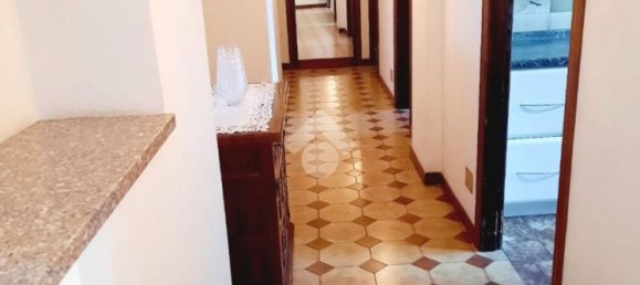 5 bedrooms Apartment in Turin, Italy No. 379511 11