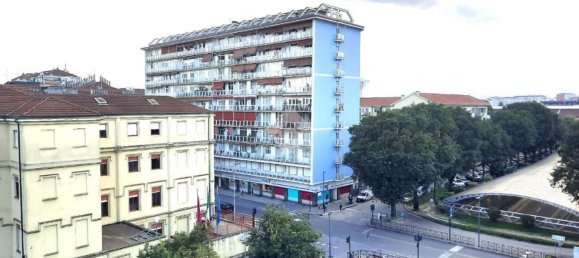 5 bedrooms Apartment in Turin, Italy No. 379511 6