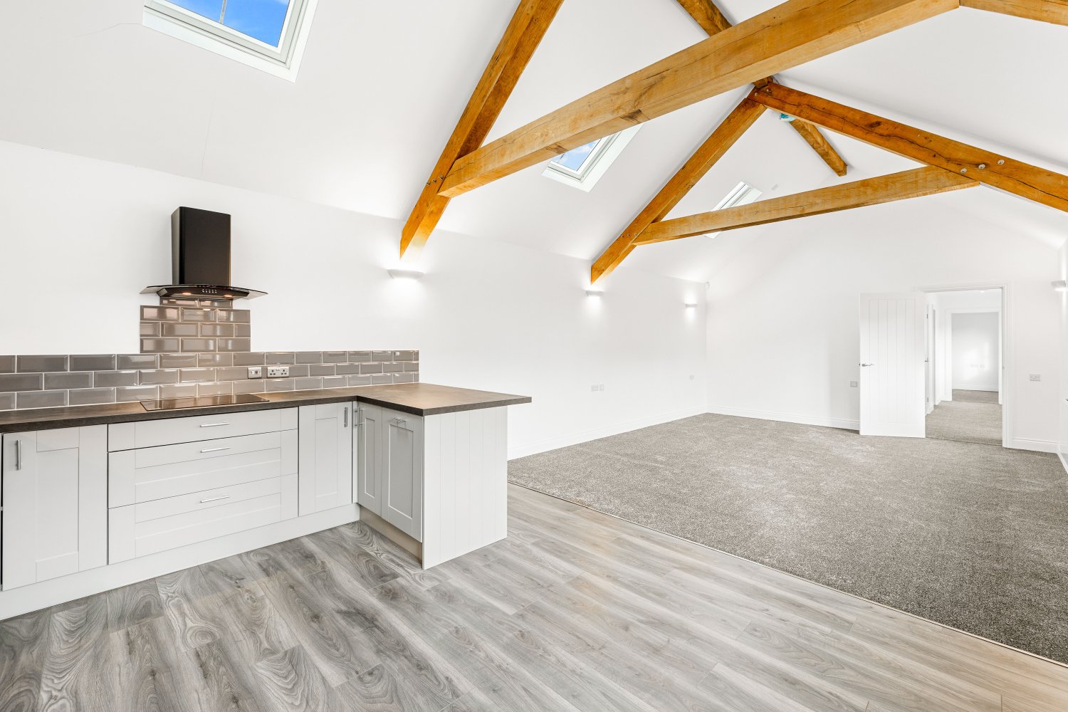 2 bedrooms Bungalow in Horley, United Kingdom No. 1060