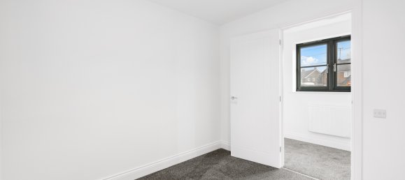 2 bedrooms Bungalow in Horley, United Kingdom No. 1060 11