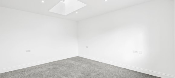 2 bedrooms Bungalow in Horley, United Kingdom No. 1060 8