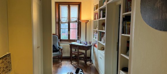 3-salle Appartement à Parma, Italy No. 123900 11