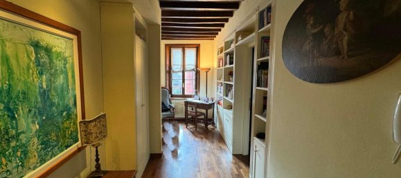 3-salle Appartement à Parma, Italy No. 123900 7