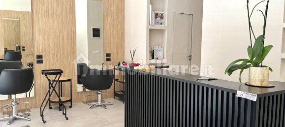 Propiedad comercial de 1 habitación en Rome, Italy No. 336843 14