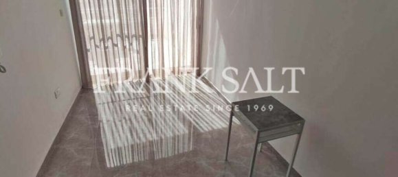 Penthouse T1 em Hamrun, Malta N.º 7276 13