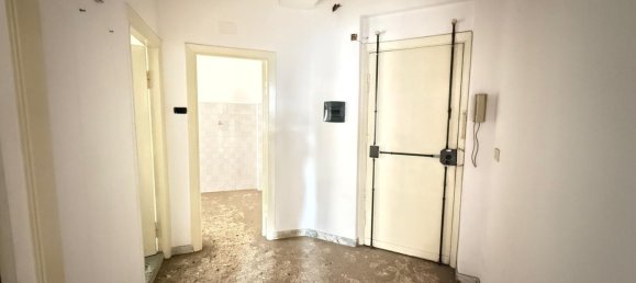 2-Zimmer Wohnung in Rome, Italy, Nr. 30947 4