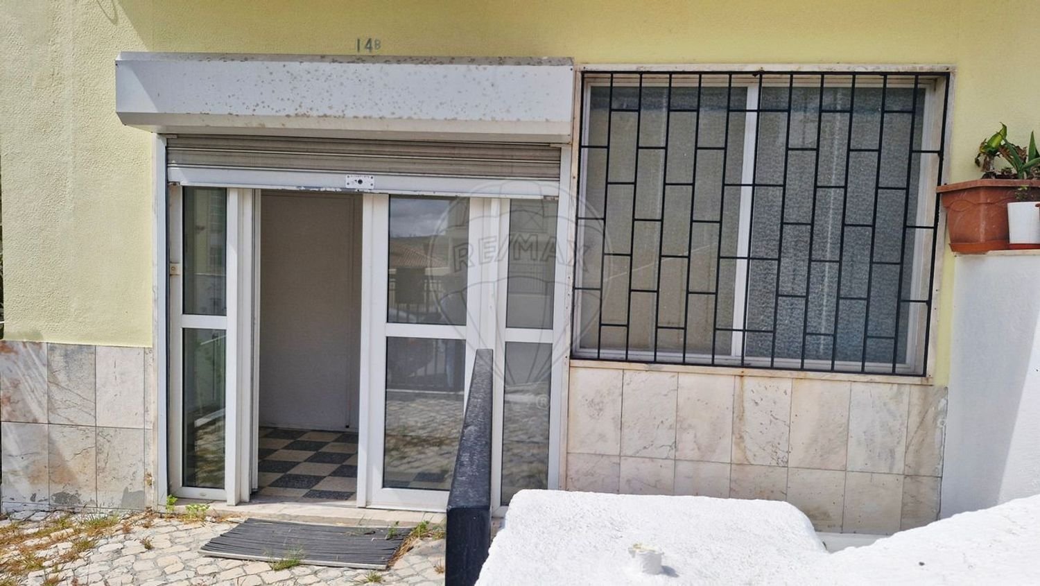 Propriété commerciale à Odivelas, Portugal 172m² No. 199403