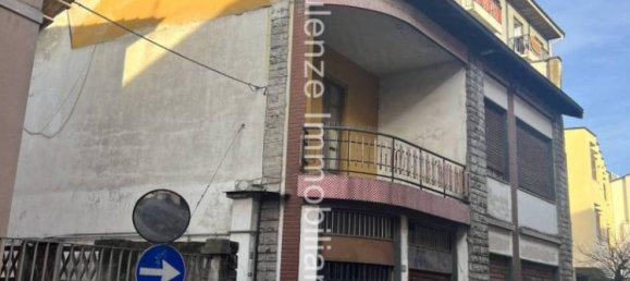 7 غرف نوم فيلا في Garbagnate Milanese, Italy رقم 196970 13