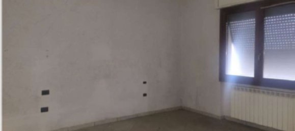 422m² Warehouse in Rovello Porro, Italy No. 309997 13