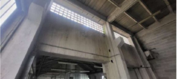 422m² Warehouse in Rovello Porro, Italy No. 309997 12