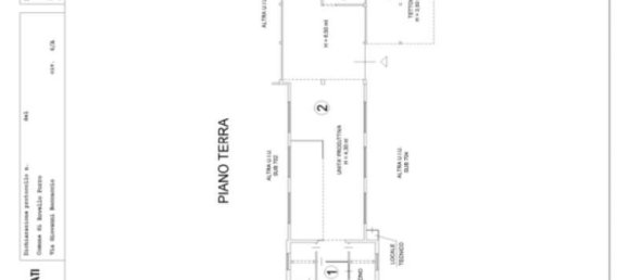 422m² Warehouse in Rovello Porro, Italy No. 309997 3