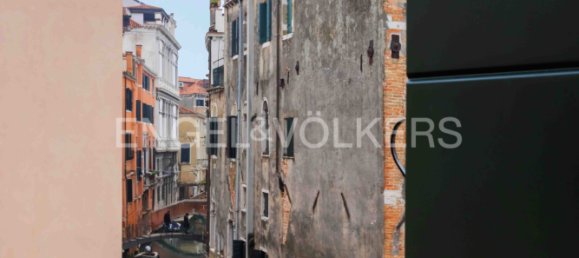 3 bedrooms Apartment in Venice, Italy No. 131958 11