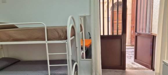 3-salle Appartement à Gaeta, Italy No. 80686 6